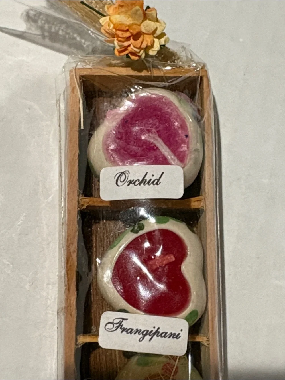 Orchid, Frangipani & Ocean Heart Scented mini candles- Multi Color